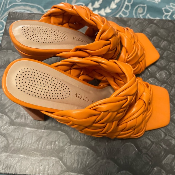 Akira orange heels size 7 - Picture 4 of 4